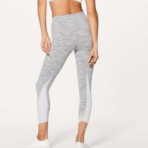 LULULEMON Wunder under scalloped hem crop 24”